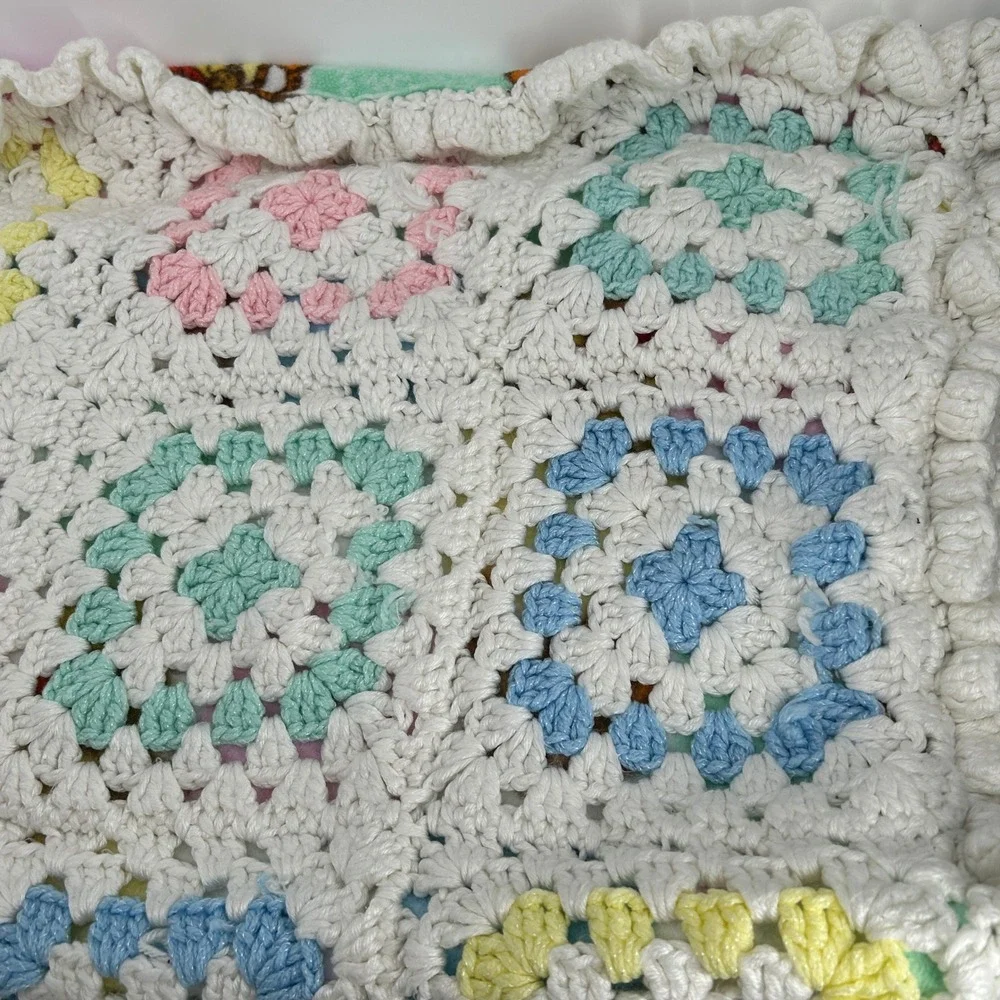 Handmade Winnie the Pooh & Friends Fleece Baby Blanket Reversible Crochet Pastel